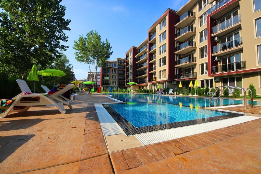 Уютные Апартаменты Vip Park Sunny Beach Buitenkant foto